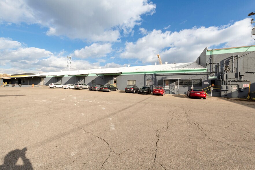 2507 S 300 W, Salt Lake City, UT à louer - Photo du bâtiment - Image 3 de 26