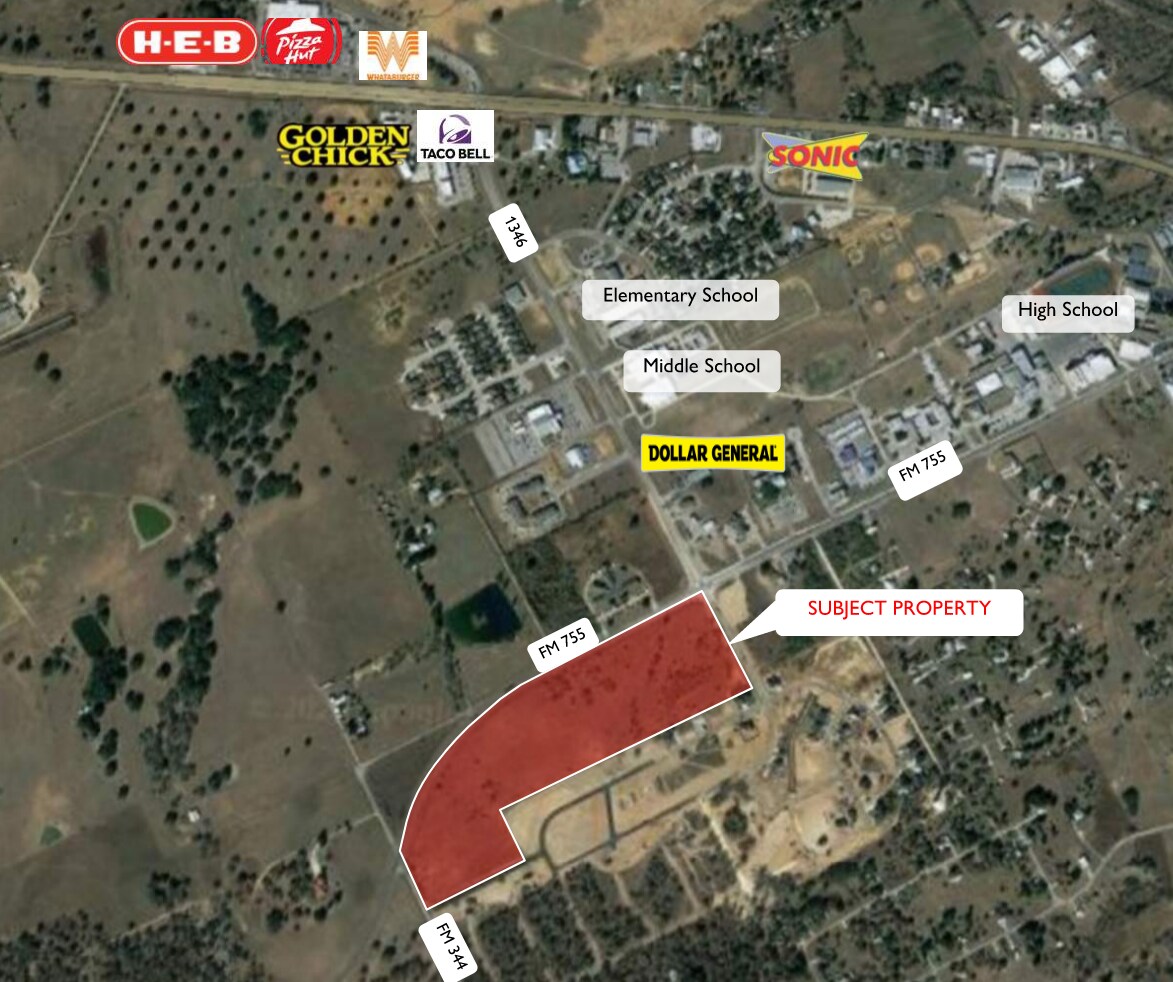 SEQ & SWQ FM 775, La Vernia, TX à vendre Aérien- Image 1 de 9