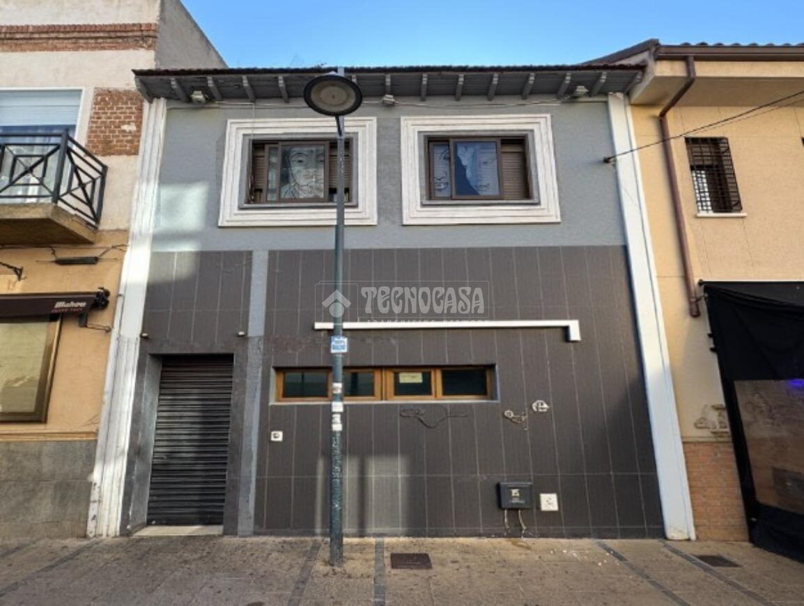 Commerce de détail dans Mejorada del Campo, Madrid à vendre Plan d’étage- Image 1 de 13