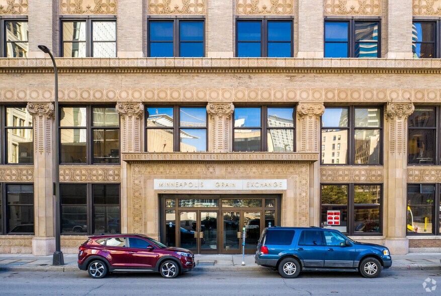 400 S 4th St S, Minneapolis, MN à louer - Photo du bâtiment - Image 3 de 14