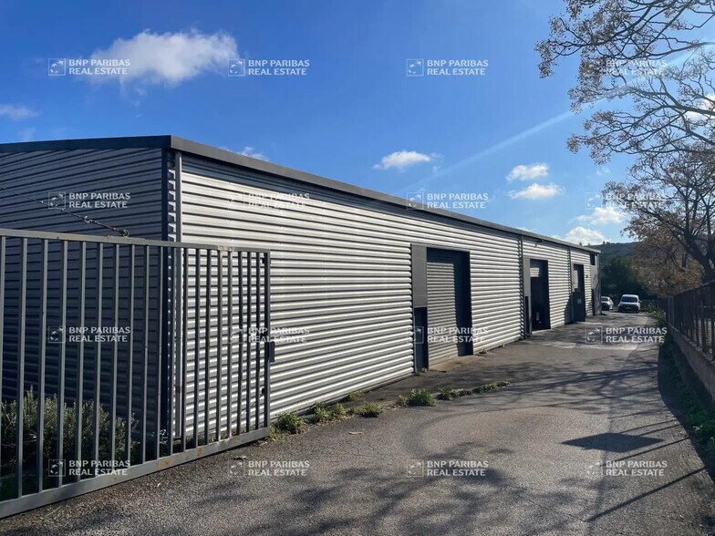 Office in Septèmes-les-Vallons for lease - Building Photo - Image 2 of 9