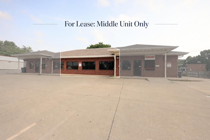 315-319 W 4th St, Fulton, MO for lease - Building Photo - Image 2 of 4