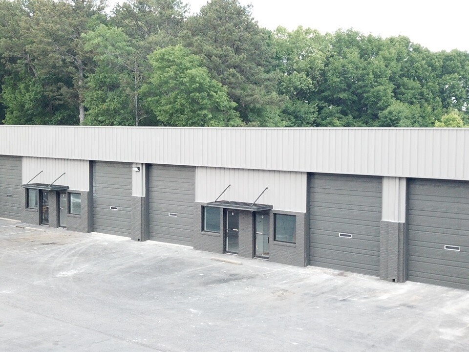76 Bay Creek Rd, Loganville, GA for lease Building Photo- Image 1 of 21