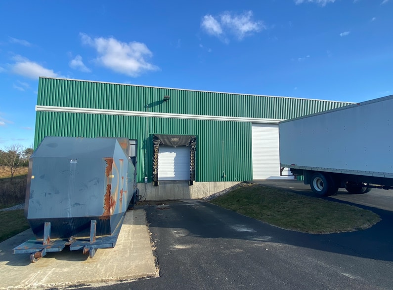 11 Fireslate Pl, Lewiston, ME for sale - Building Photo - Image 3 of 10