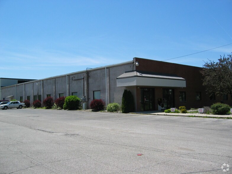 127-129 Industrial Ave, Coldwater, MI à louer - Photo du bâtiment - Image 2 de 7
