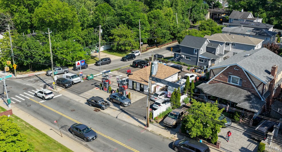 The Sunoco 14 - Gas Station Portfolio portefeuille de 13 propriétés à vendre sur LoopNet.ca - Photo du bâtiment - Image 2 de 15