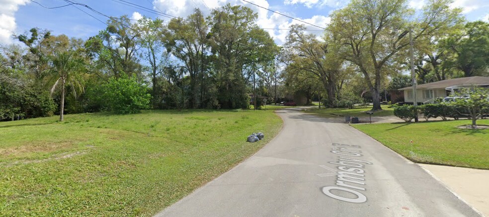 2467 Ormsby Circle cir, Jacksonville, FL à vendre - Photo du bâtiment - Image 2 de 14