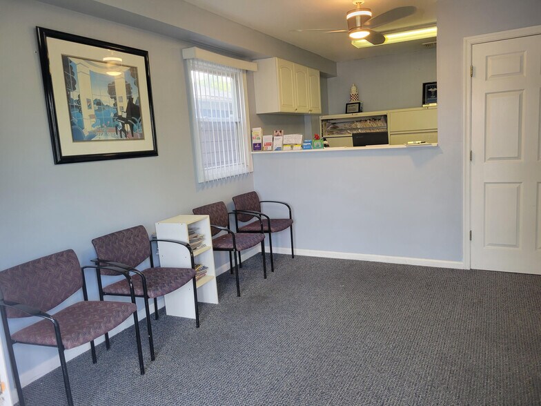 4622 Amboy Rd, Staten Island, NY à louer - Photo intérieure - Image 2 de 11