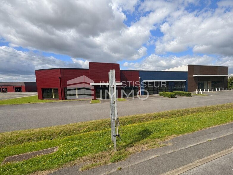 Retail in Pringy for sale - Building Photo - Image 3 of 4