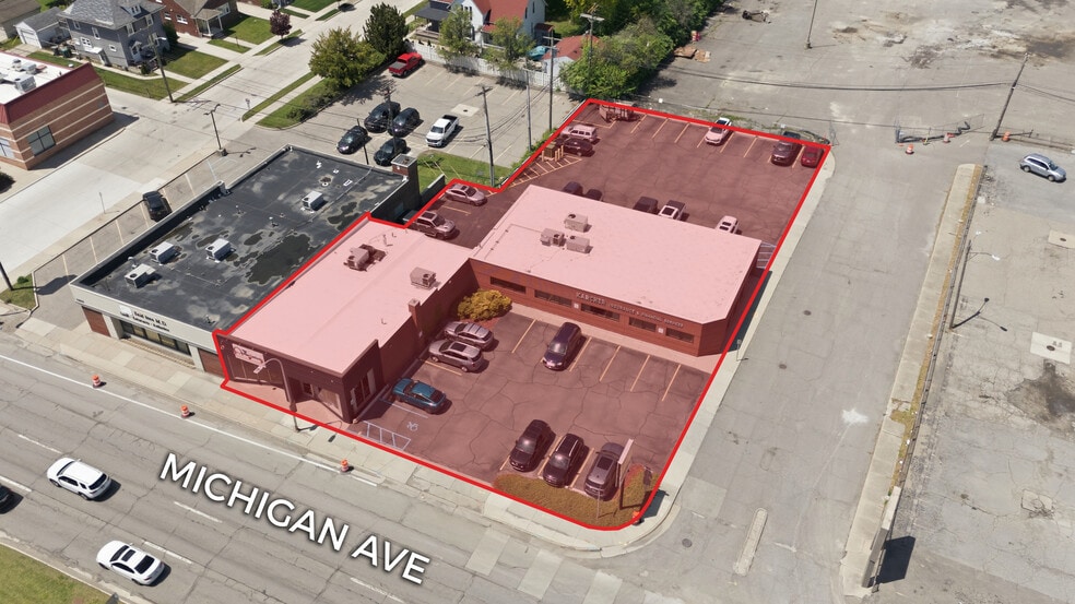 23498-23520 Michigan Ave, Dearborn, MI à vendre - Photo du bâtiment - Image 2 de 13