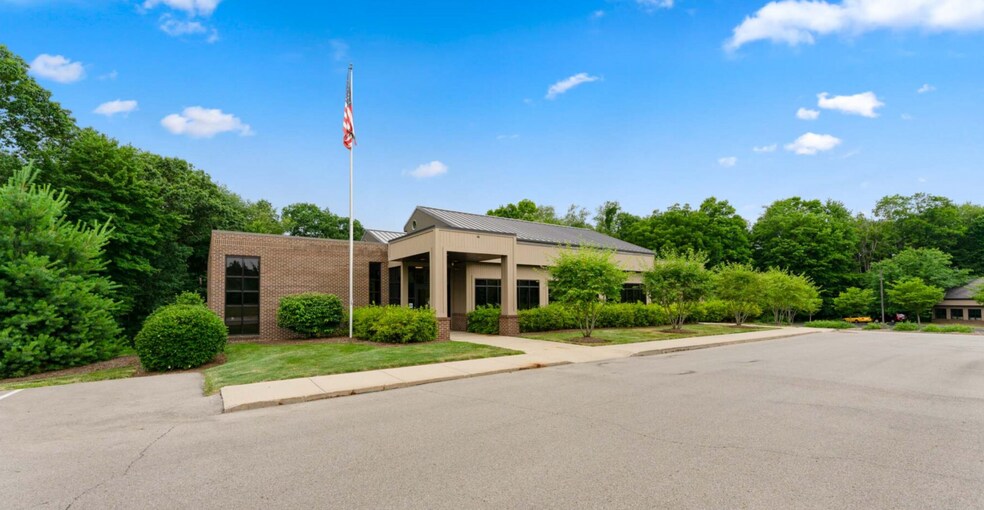 61 Executive Ct, West Middlesex, PA à louer - Photo du bâtiment - Image 1 de 58