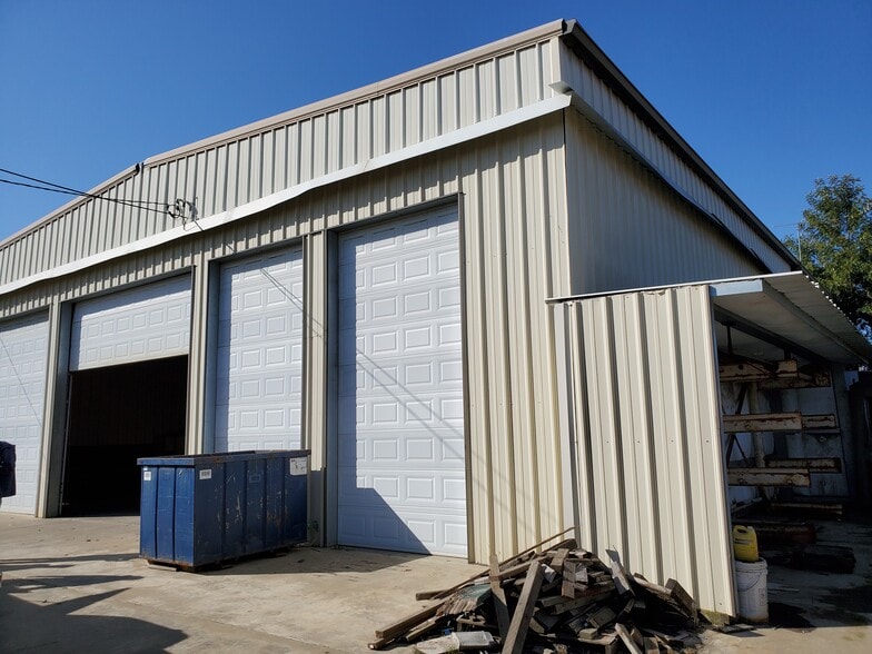330 1st St, Exeter, CA for lease - Building Photo - Image 1 of 11