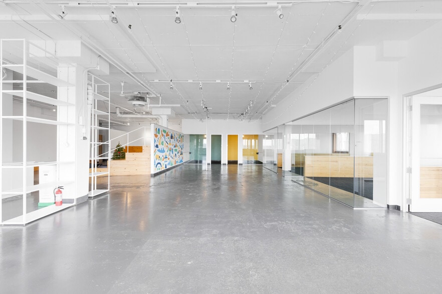 5455 De Gaspé Av, Montréal, QC for lease - Building Photo - Image 3 of 14