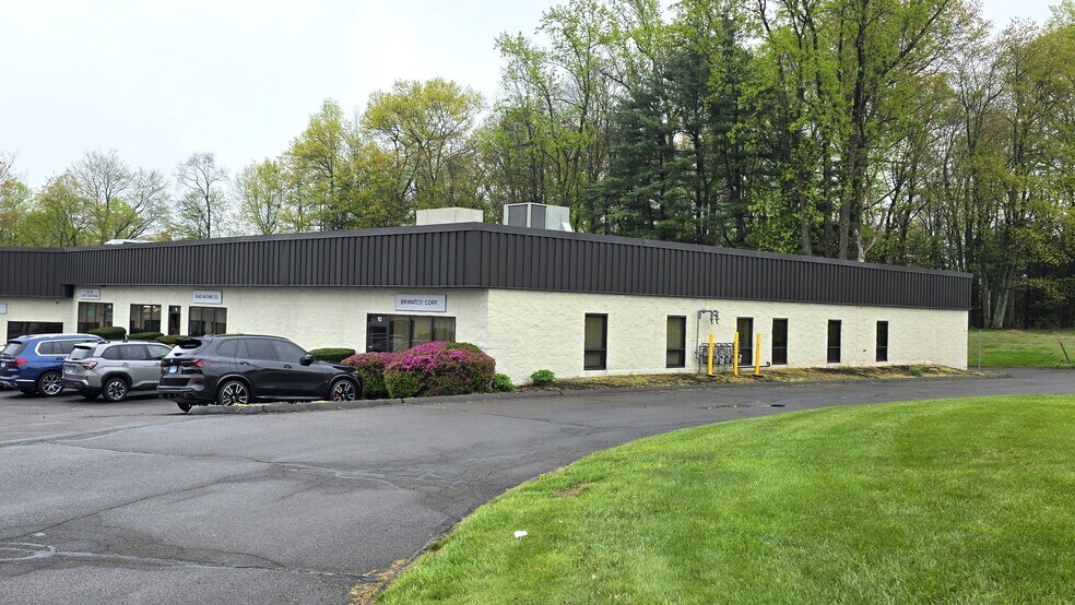 1486 Highland Ave, Cheshire, CT for lease - Building Photo - Image 2 of 4
