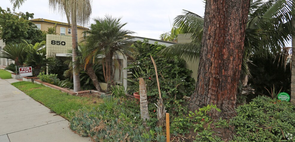 850 Prospect St, La Jolla, CA à louer - Photo du bâtiment - Image 3 de 16