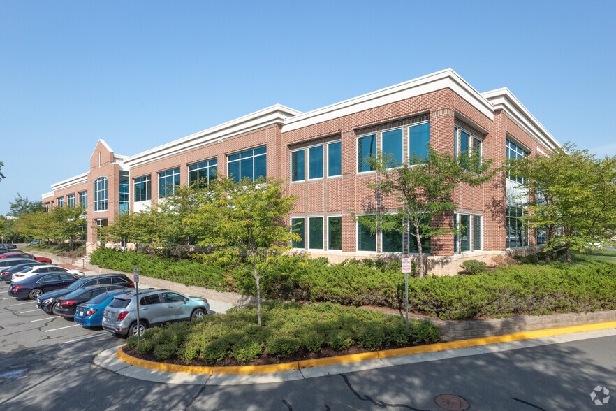 8140 Ashton Ave, Manassas, VA for sale - Building Photo - Image 2 of 6