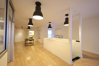 560 W 144th St, New York, NY à louer Photo du bâtiment- Image 1 de 9