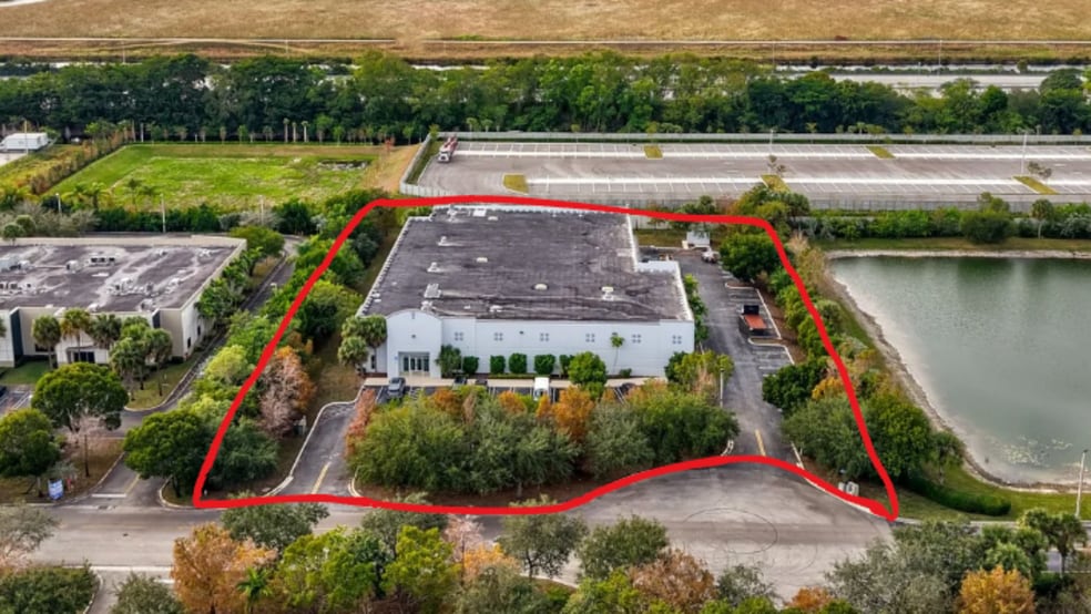 3950 NW 126th Ave, Coral Springs, FL for lease - Building Photo - Image 3 of 8