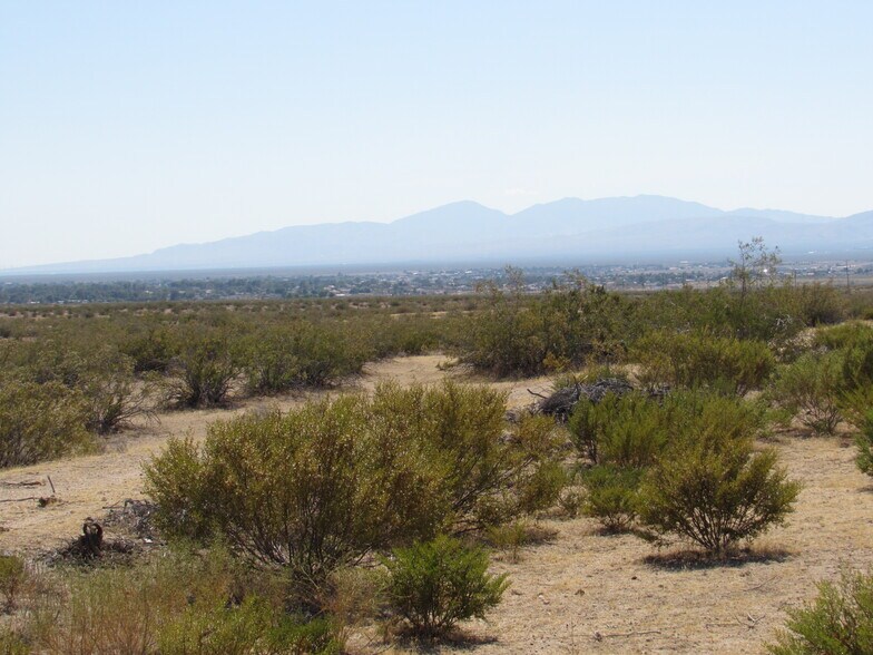 227-071-05-00-6 Lindbergh Blvd, California City, CA for sale - Building Photo - Image 3 of 11