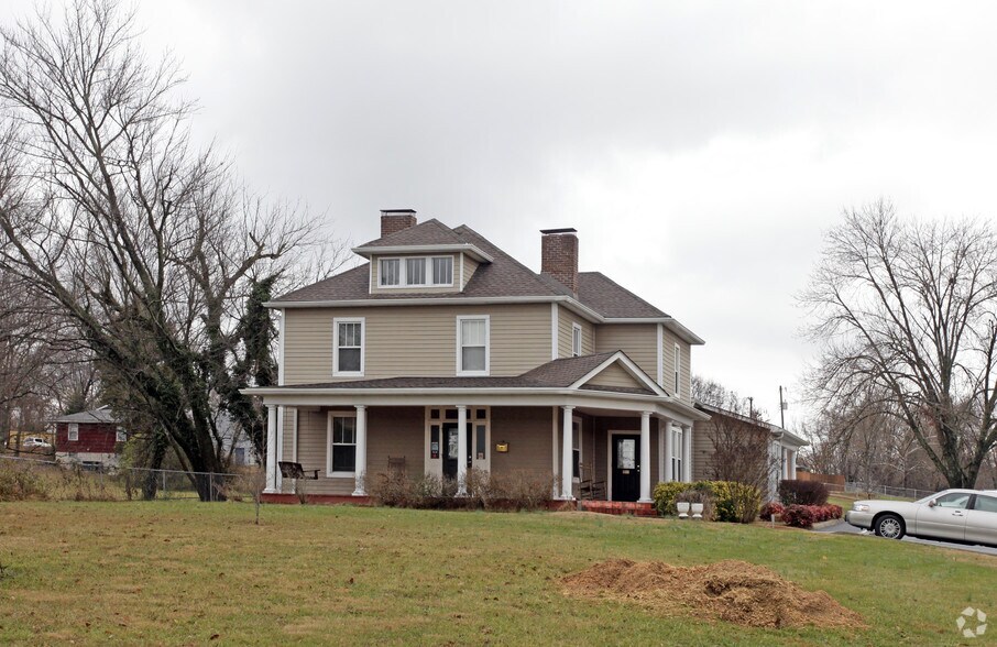 4610 Central Ave Pike, Knoxville, TN à louer - Photo du bâtiment - Image 3 de 14