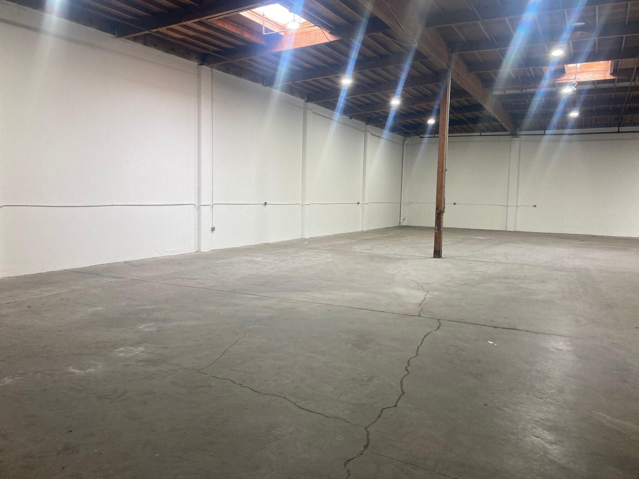 1351-1375 Egbert Ave, San Francisco, CA for lease Interior Photo- Image 1 of 12