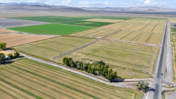 2905 Westfall Rd, Lovelock, NV for sale Primary Photo- Image 1 of 2