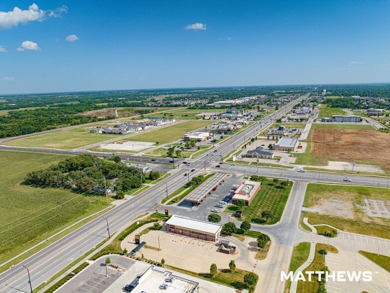 2825 N Rock Rd, Derby, KS for sale - Building Photo - Image 2 of 3