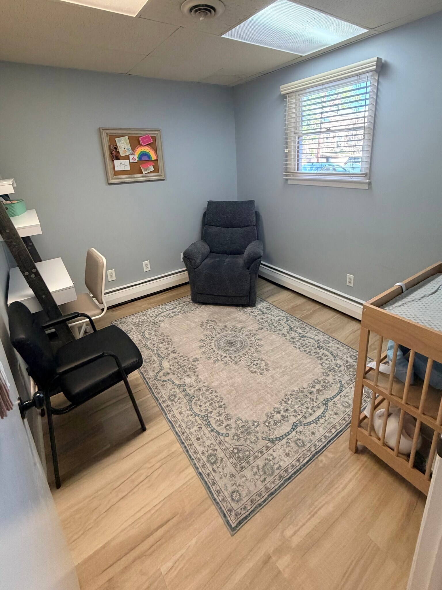 708 Station Ave, Haddon Heights, NJ à louer Photo intérieure- Image 1 de 3