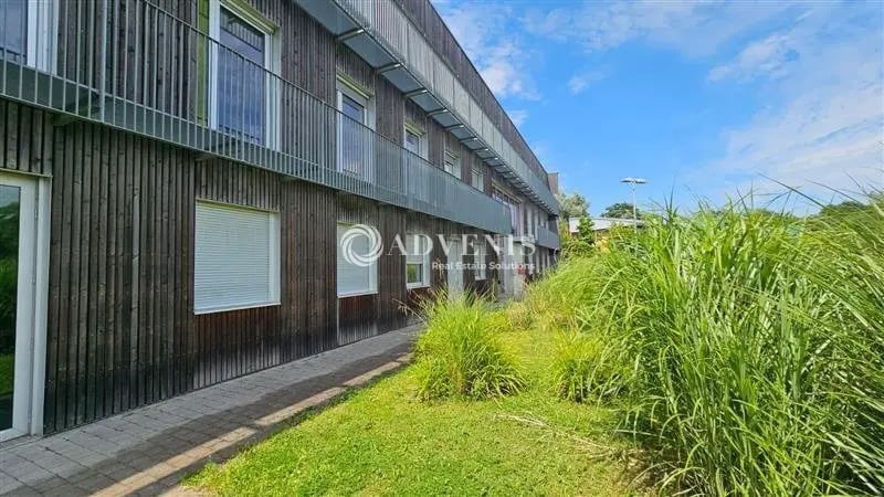 Bureau dans VILLENEUVE-D'ASCQ à louer - Photo du bâtiment - Image 2 de 9