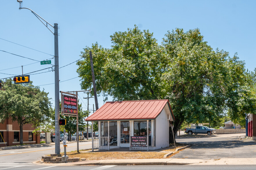 100 S Railroad Ave, Pflugerville, TX à vendre - Photo du bâtiment - Image 1 de 16