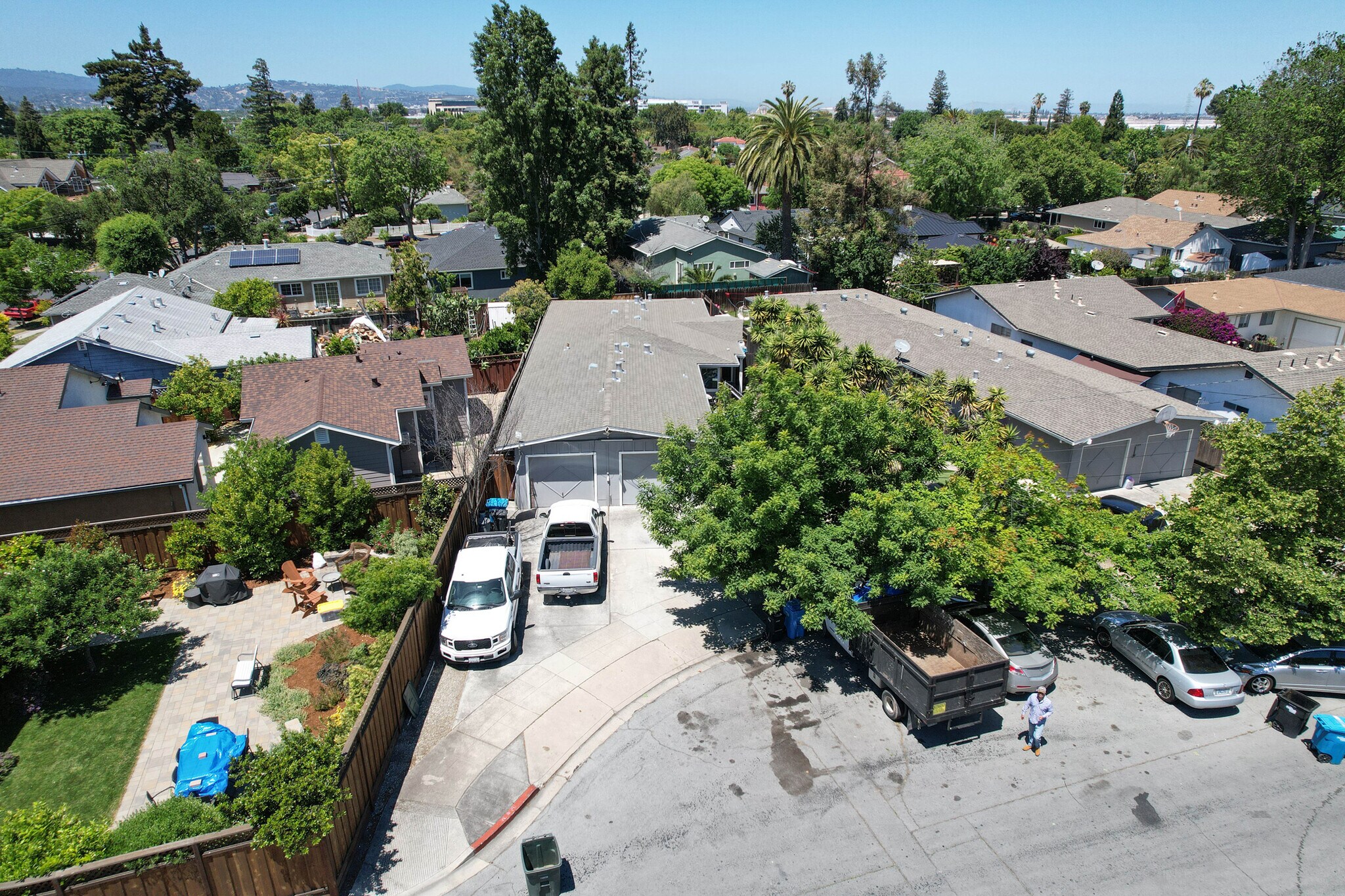 1005-1007 Jones Ct, Redwood City, CA à vendre Photo du bâtiment- Image 1 de 1