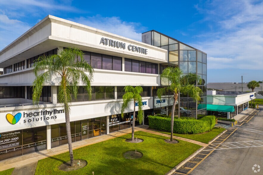 4801 S University Dr, Davie, FL à louer - Photo du bâtiment - Image 2 de 8