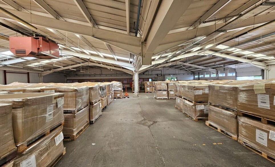 Telford Rd, Glenrothes for lease - Interior Photo - Image 3 of 6