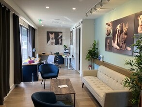 3105 W Bay To Bay Blvd, Tampa, FL for lease Interior Photo- Image 2 of 5