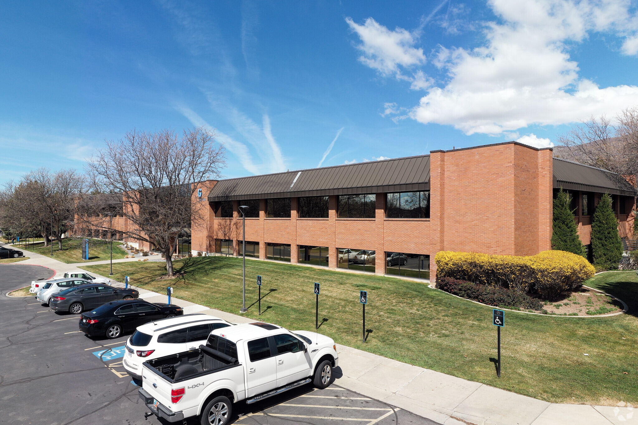 590 E Timpanogos Parkway, Orem, UT for lease Primary Photo- Image 1 of 25