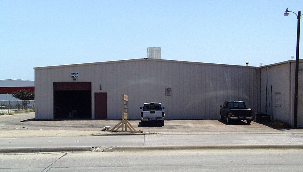 1010 N Duncanville Rd, Duncanville, TX à vendre - Photo du bâtiment - Image 2 de 9