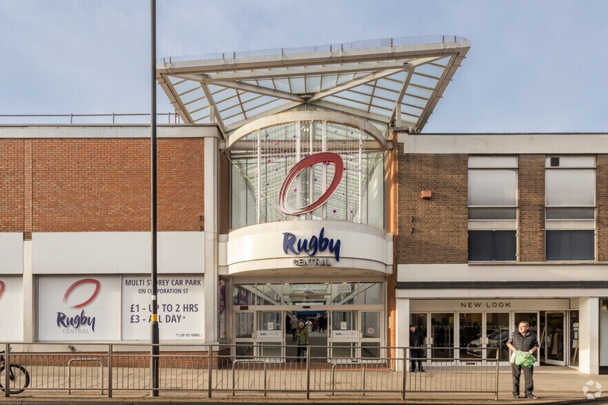 Market Mall, Rugby à louer - Photo du bâtiment - Image 2 de 3