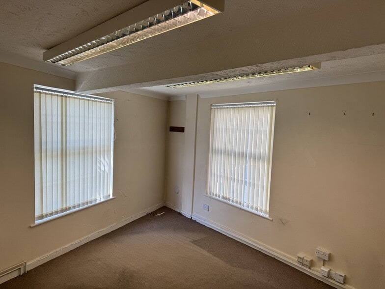 1 School Ln, Wisbech for sale - Interior Photo - Image 3 of 5