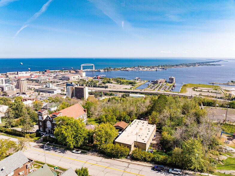 824 3rd st, Duluth, MN à vendre - Photo du bâtiment - Image 2 de 17