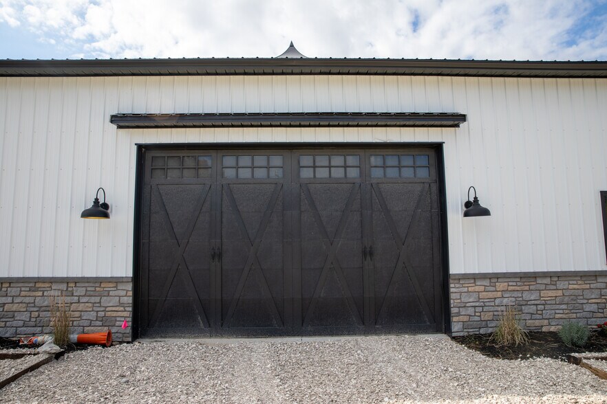 266-272 W State St, Millsboro, DE for lease - Building Photo - Image 2 of 11