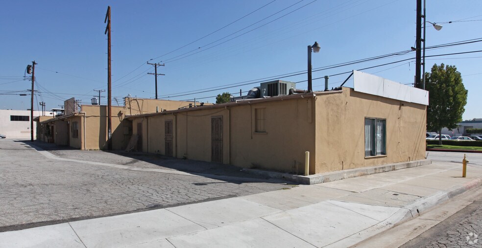 208-224 W Beverly Blvd, Montebello, CA à vendre - Photo du bâtiment - Image 3 de 4