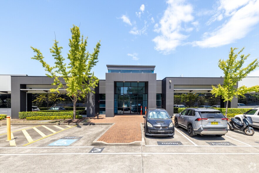 3-29 Birnie Ave, Lidcombe à louer - Photo du bâtiment - Image 2 de 10