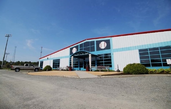 8217 County Fair Ln, Ruther Glen, VA à vendre - Photo du bâtiment - Image 3 de 22