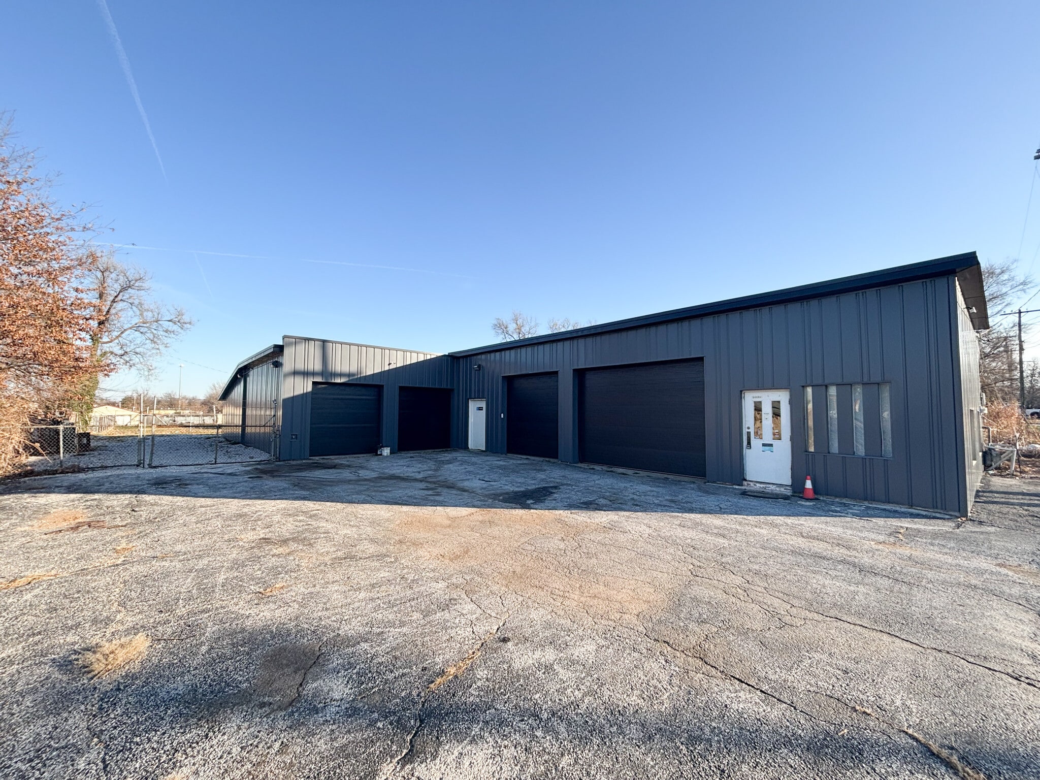 1460 N Forest Ave, Springfield, MO for sale Primary Photo- Image 1 of 12