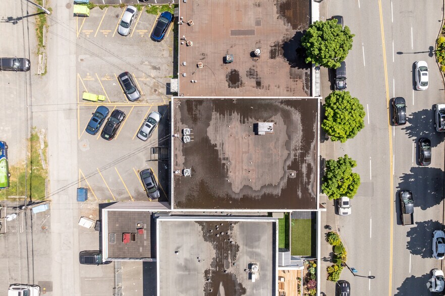 22359 Lougheed Hwy, Maple Ridge, BC à louer - Aérien - Image 3 de 3