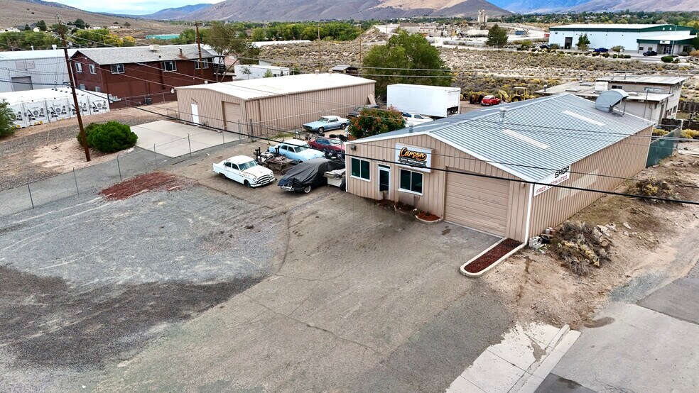 3088 N Deer Run Rd, Carson City, NV for sale - Building Photo - Image 2 of 8