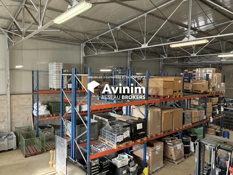 Industrial in Vitrolles for lease - Interior Photo - Image 3 of 6