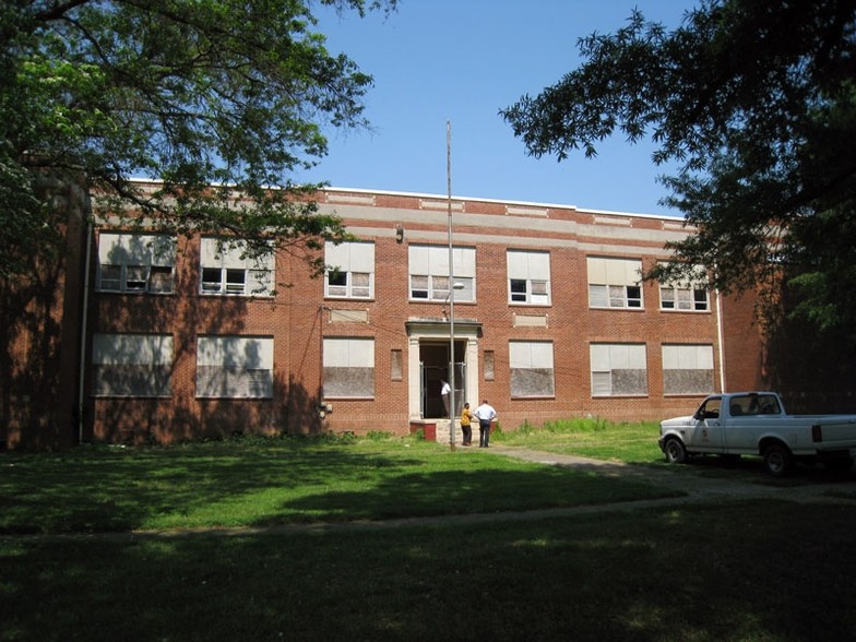 1519 N Webb St, Gastonia, NC for sale - Building Photo - Image 1 of 1