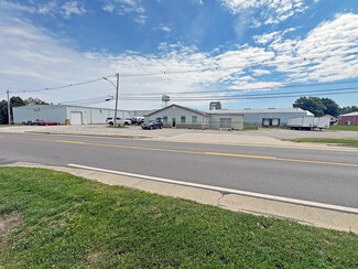 Plus de détails pour 1450-1520 S Mill St, Nashville, IL - Commerce de détail à louer