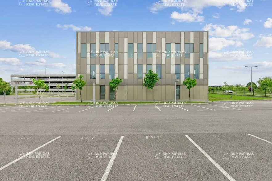 5 Avenue Saint Granier, Toulouse for lease - Building Photo - Image 3 of 28